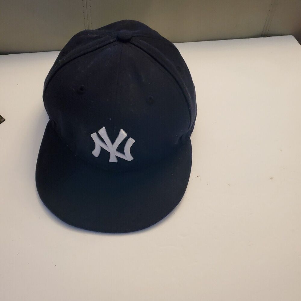 New Era 59Fifty New York NY Yankees Fitted Hat Dark Blue size 7 3/8